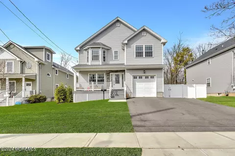 641 Ridgedale Ave, Woodbridge, NJ 07095