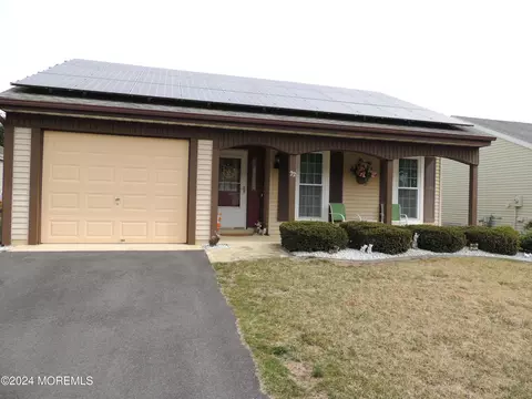 22 Tarworth Ter, Manchester, NJ 08759