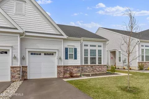72 Belmont Rd, New Egypt, NJ 08533