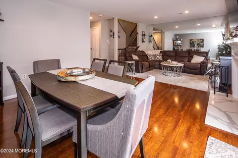 211 Pear Dr, Marlboro, NJ 07746