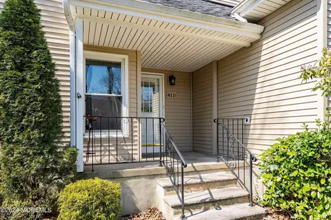 Exterior - 41 Poplar Ct #D, Brielle, NJ 08730 photo 1 of 6