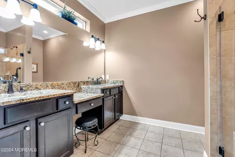 Kitchen - 32 Winthrop Dr, Jackson, NJ 08527 photo 6 of 6