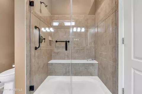 Bath - 32 Winthrop Dr, Jackson, NJ 08527 photo 2 of 2