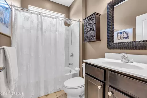 Bath - 32 Winthrop Dr, Jackson, NJ 08527 photo 1 of 2