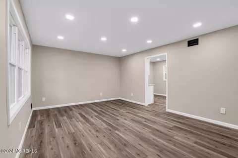 203 Davis Ave, Forked River, NJ 08731 photo 17