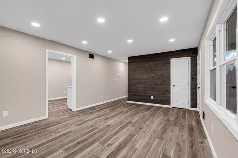203 Davis Ave, Forked River, NJ 08731 photo 2