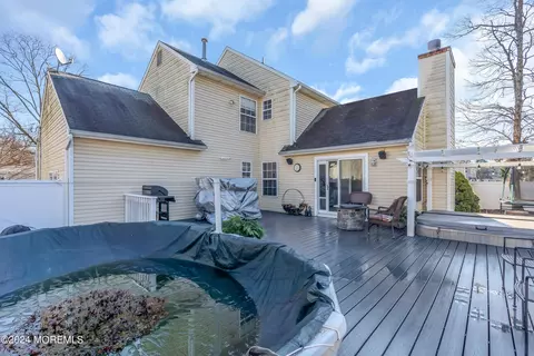 Exterior - 22 Taylor Rd, Brick, NJ 08723 photo 5 of 10