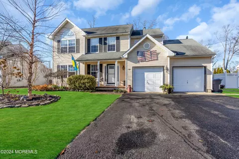 Exterior - 22 Taylor Rd, Brick, NJ 08723 photo 4 of 10
