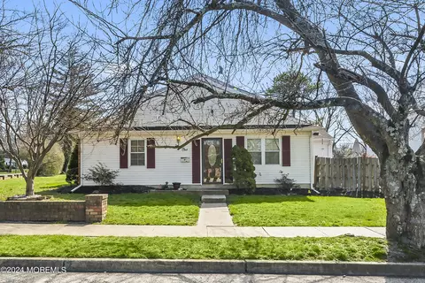 1 Kingsley Way, Freehold, NJ 07728