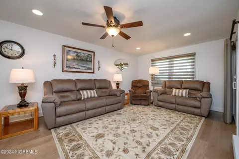 3 Bow Dr, Brick, NJ 08723 photo 5