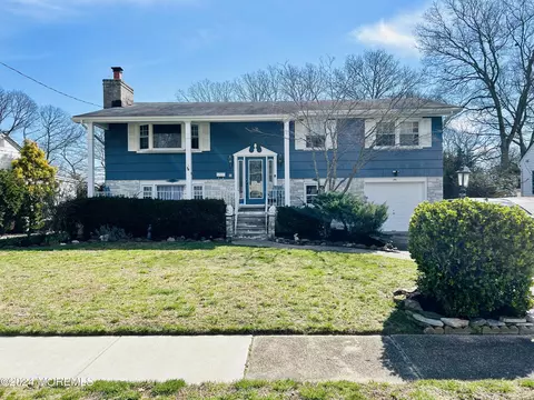 6 Par Dr, Somers Point, NJ 08244