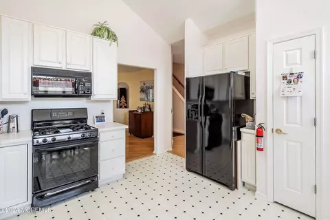 41 Pine Valley Rd, Jackson, NJ 08527 photo 5