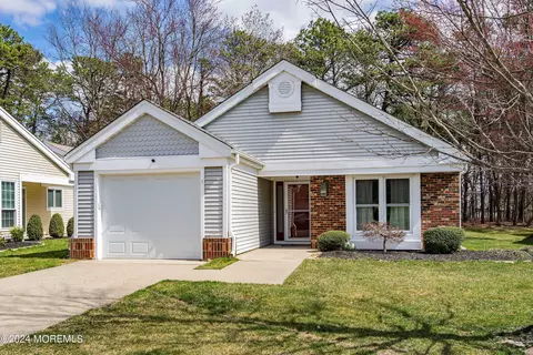 2217 Beltane Rd, Toms River, NJ 08755