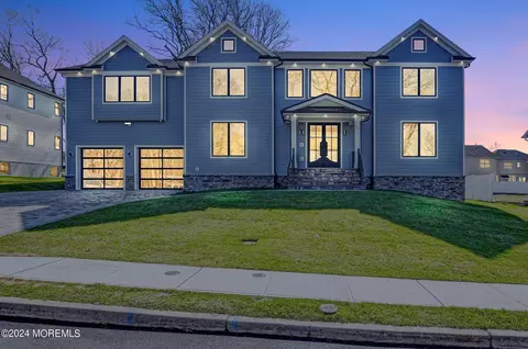 44 Wicker Pl, Morganville, NJ 07751