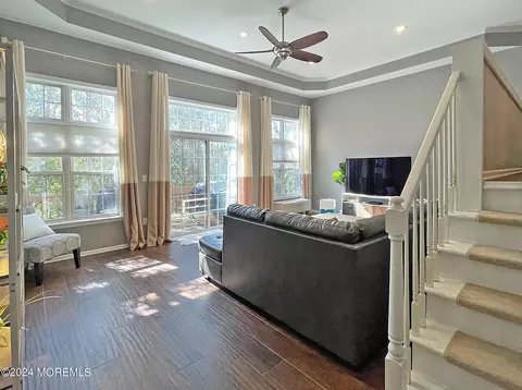 139 3rd St #2, Keyport, NJ 07735