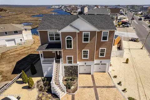207 Butler Blvd, Bayville, NJ 08721