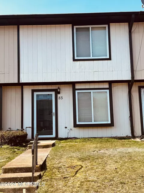 85 Creek Rd #455, Brick, NJ 08724