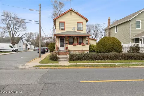 726 18th Ave, Belmar, NJ 07719