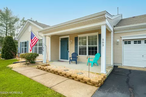 503 Spring Meadow Dr, Lakewood, NJ 08701