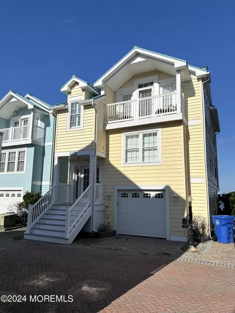 814 Bay Club Ln W #2, Beach Haven, NJ 08008