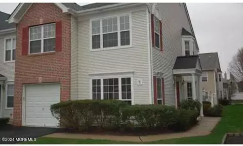 8 Waterville Rd, Manalapan, NJ 07726
