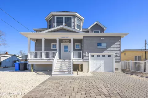54 Patty Ln, Stafford, NJ 08050