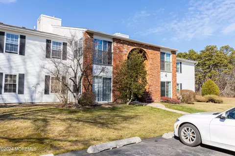145 Frontier Way, Tinton Falls, NJ 07753