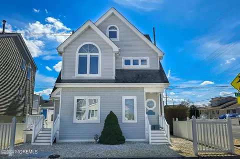 147 N Bayside Rd, Lavallette, NJ 08735