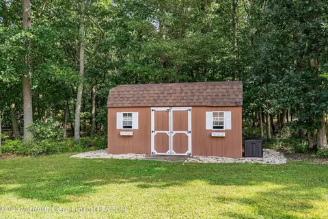 503 Newtons Corner Rd, Howell, NJ 07731 photo 11