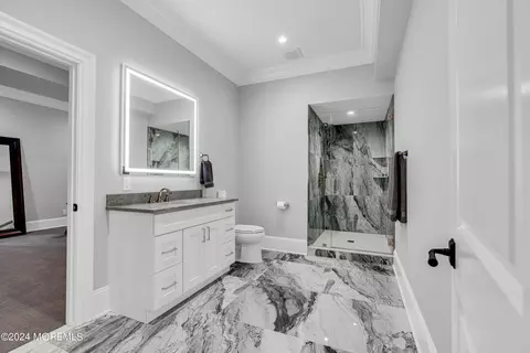 Bath - 1827 Celeste Dr, Wall, NJ 07719 photo 15 of 19