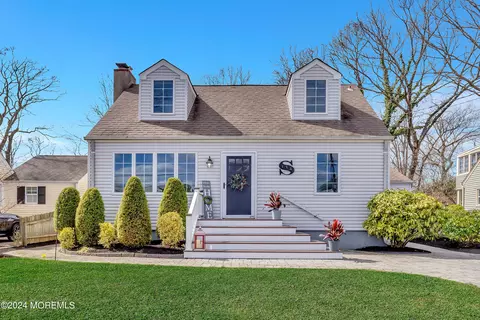 134 Riverside Dr N, Brick, NJ 08724