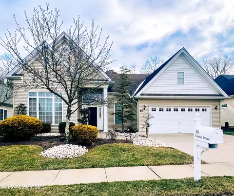 25 Exeter Dr, Freehold, NJ 07728