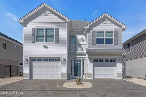 14 S Spinnaker Dr, Little Egg Harbor, NJ 08087