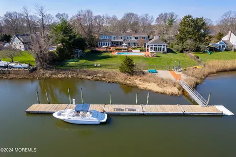 51 Wardell Ave, Rumson, NJ 07760