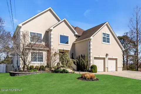 34 Bay Harbor Blvd, Brick, NJ 08723