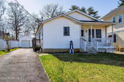 10 12 Lenoir Ave, Freehold, NJ 07728