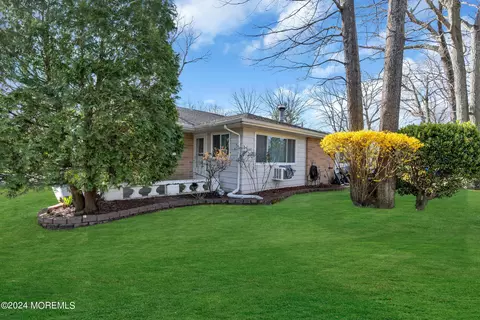 1 Heron St # D, Manchester, NJ 08759