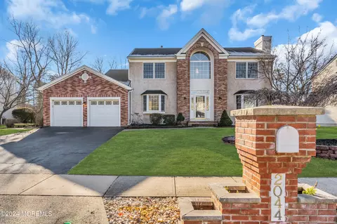 2044 Brookewood Dr, Toms River, NJ 08755