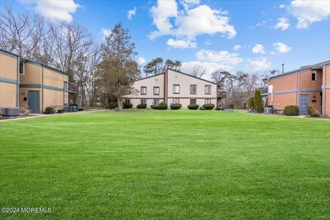 113 Northrup Dr, Brick, NJ 08724