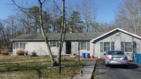 241 Midland Blvd, Howell, NJ 07731