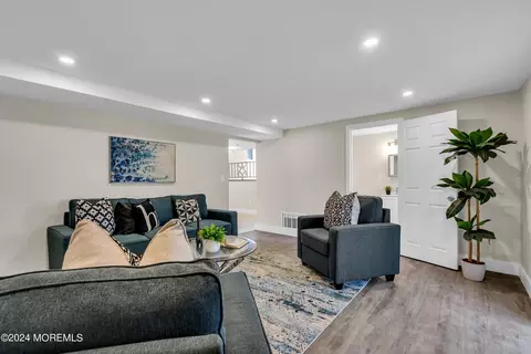 Living - 16 Fordham Rd, Jackson, NJ 08527 photo 3 of 7