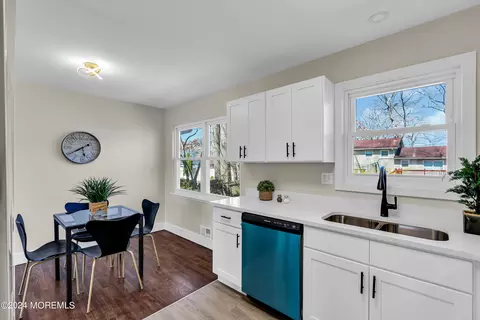 Kitchen - 16 Fordham Rd, Jackson, NJ 08527 photo 5 of 5