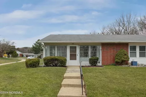 547 Sheffield Ct # A, Lakewood, NJ 08701