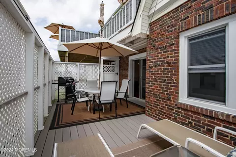 Exterior - 526 Ocean Ave, Sea Bright, NJ 07760 photo 16 of 16