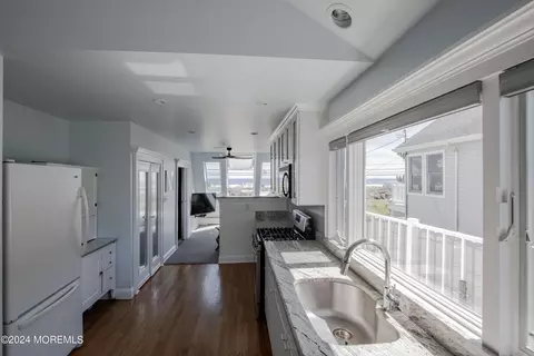 Kitchen - 526 Ocean Ave, Sea Bright, NJ 07760 photo 2 of 6