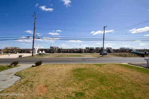 View/Area - 526 Ocean Ave, Sea Bright, NJ 07760 photo 1 of 9