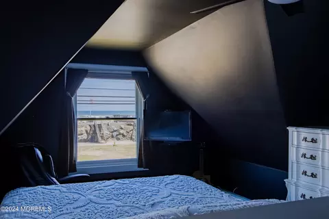Bedroom - 526 Ocean Ave, Sea Bright, NJ 07760 photo 1 of 4