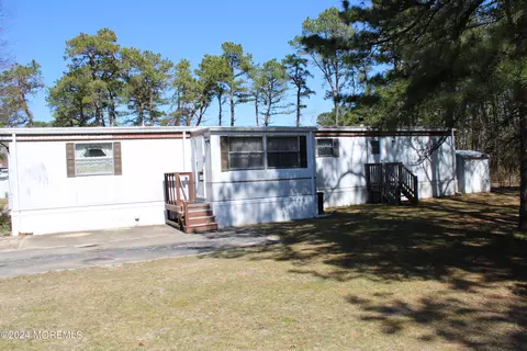 137 Mockingbird Way, Whiting, NJ 08759