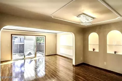 176 Bennington Dr, East Windsor, NJ 08520