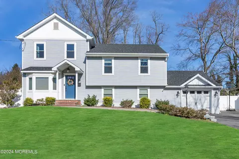 10 Millbrook Dr, New Monmouth, NJ 07748